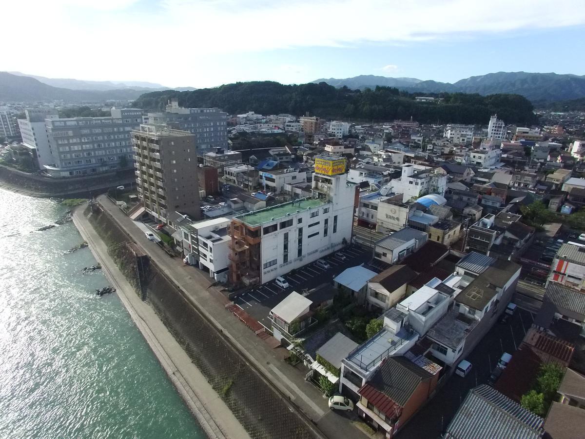 Business Hotel Central Hitoyoshi Luaran gambar